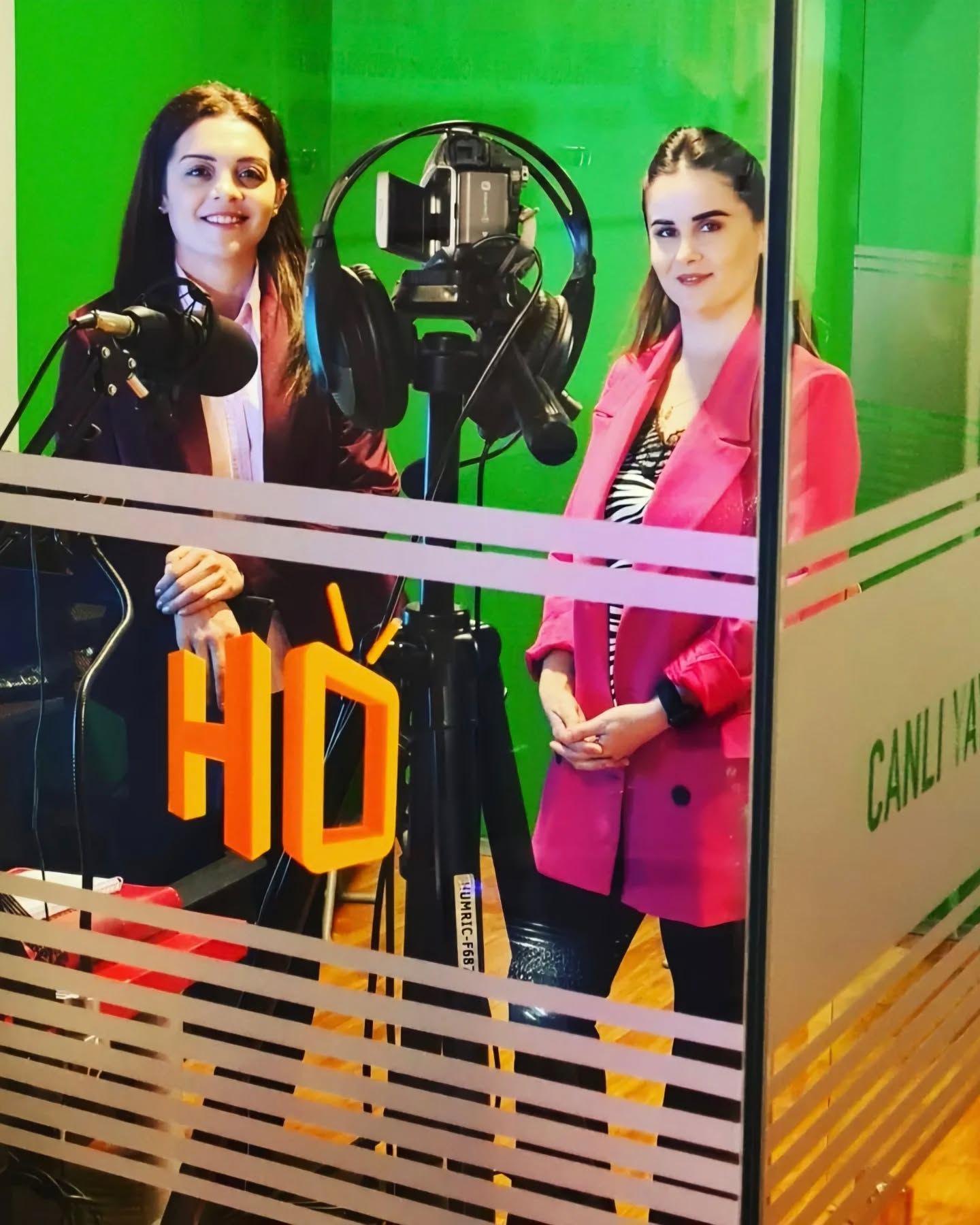 Etkili konuşma ve topluluğa hitabet eğitimleri